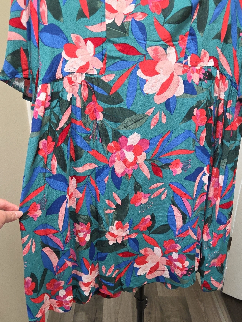 NWT Grace & Mila Teal Floral V-Neck Shift Dress Oversized Boho Cottagecore Flowy - Picture 9 of 12